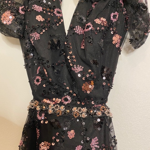 Mac Duggal Sequin Embellished Ruffle Shoulder Lace-Up Back Sheath Gown - Picture 9 of 10